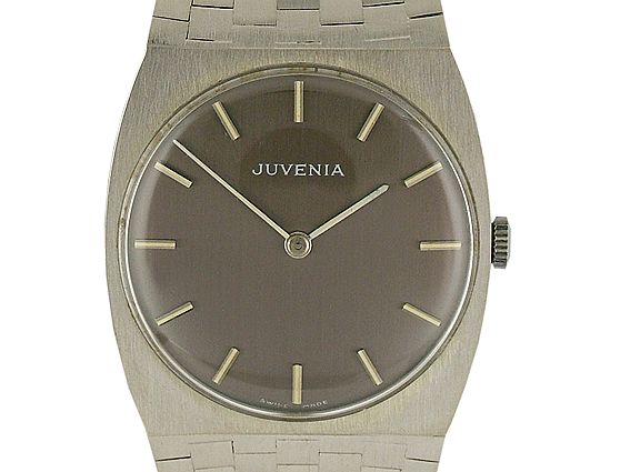 Juvenia Handaufzug Vintage Weißgold 33x32mm Archive germany