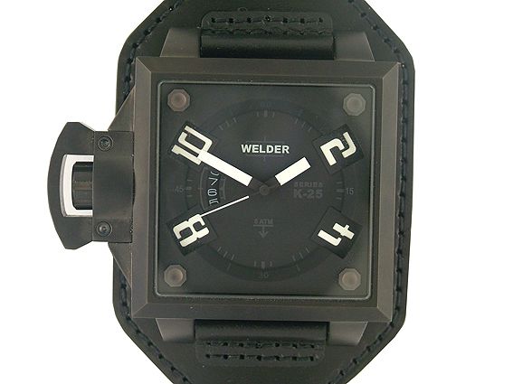 Welder Watch San Marino K25 Data Black & White 46x46mm UVP 460.- N E U