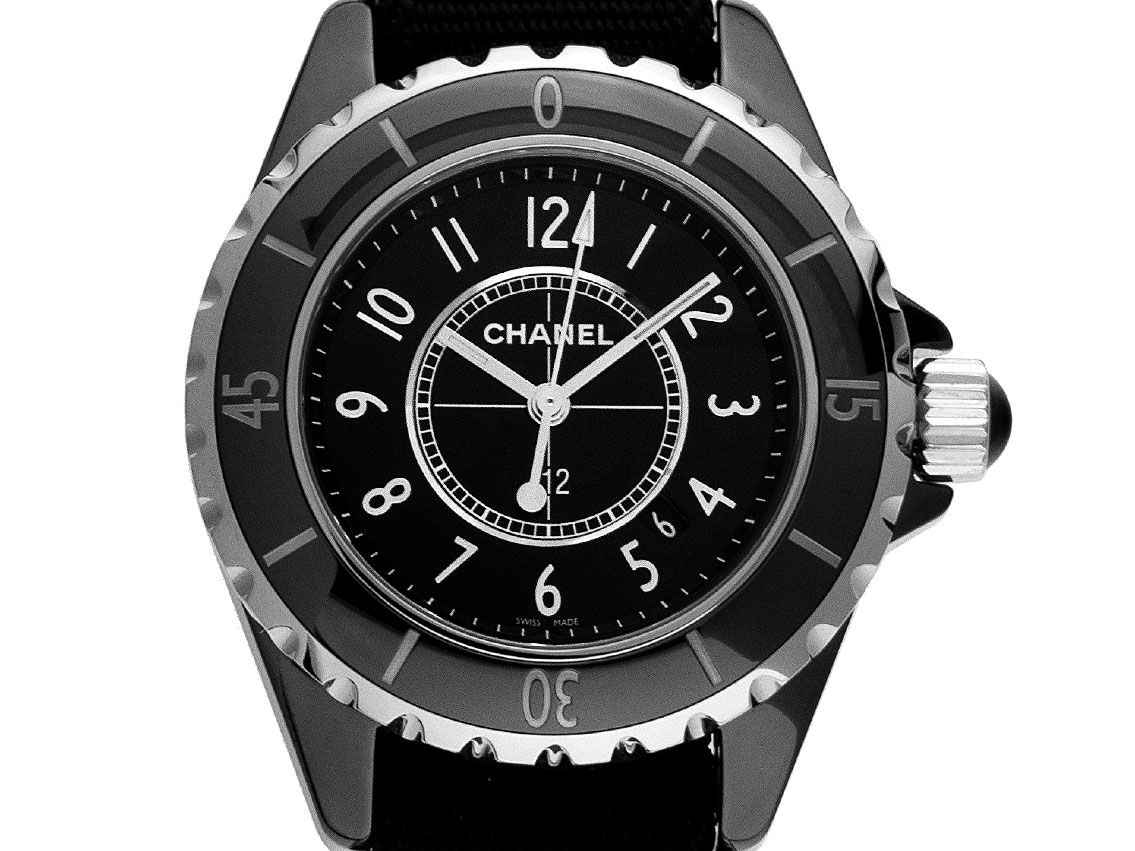 Chanel J12-G10 Gloss Keramik Black Quarz Armband Textil 33mm Ref. H4657 Bj.2021 Box&Pap. Full Set Ungetragen