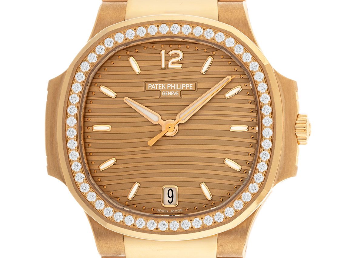 Patek Philippe Nautilus Lady Diamanten Ref.7118/1200R-010 2024  Full Set Ungetragen