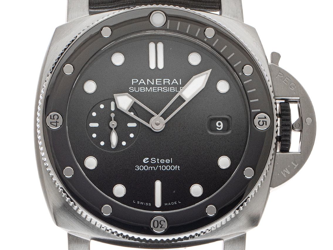 Panerai Submersible Quaranta Quattro Grigio Roccia Ref.PAM01288 2026 Full Set Ungetragen