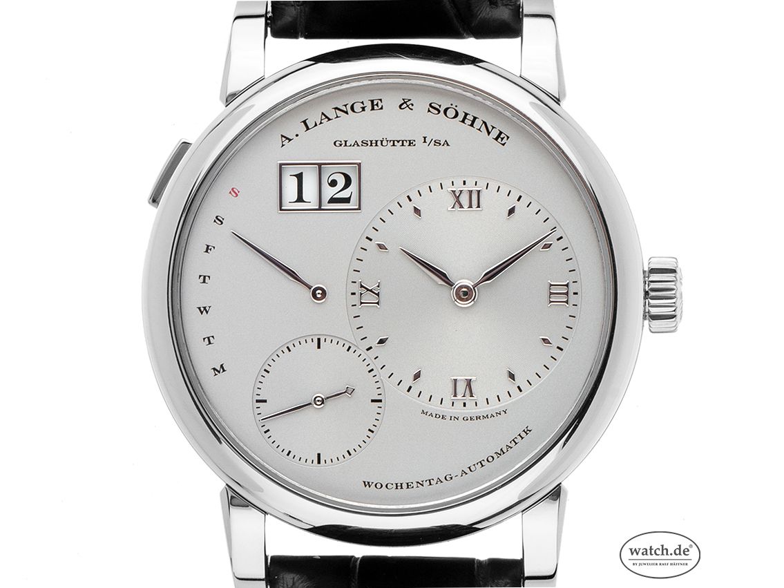 A. Lange & Söhne Lange 1 Daymatic 950 Platin Automatik Armband Leder 950 Platin Faltschließe 39mm Ref.320.025 Vintage Bj.2012 Box&Pap. Full Set wie Neu mit Zertifikat über 49.000,-€