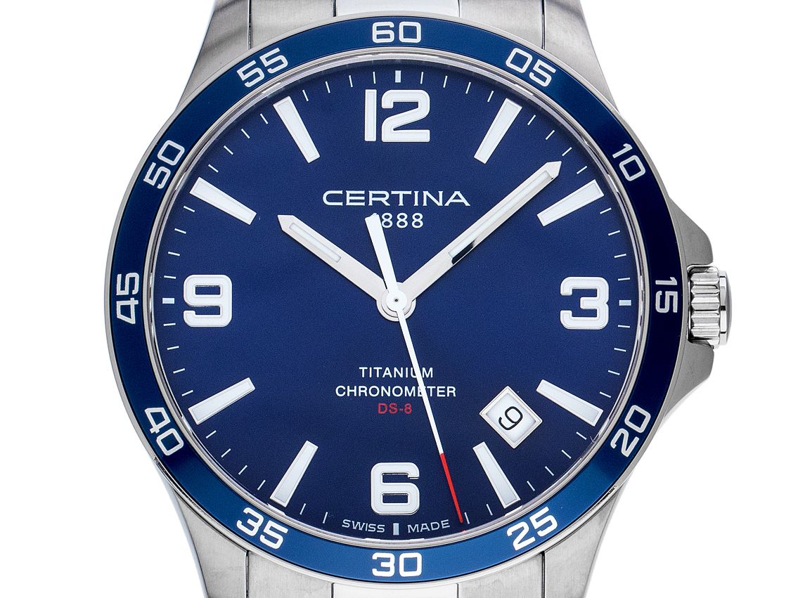 Certina DS-8 Titan Quarz Chronometer Armband Titan 42mm Bj.2021 Box&Pap. Full Set Ungetragen