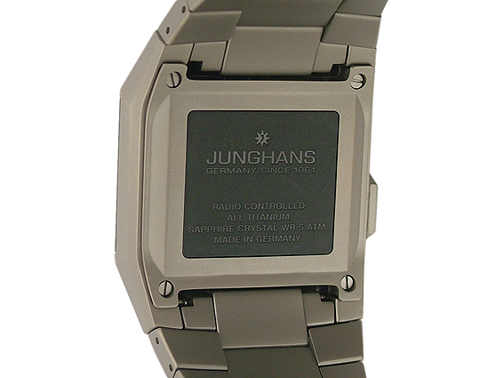 Junghans Avantgarde Mega 1000 Titan Funkuhr 44x34mm UVP 499